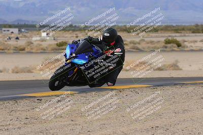 media/Dec-17-2022-SoCal Trackdays (Sat) [[224abd9271]]/Turn 9 Inside (1pm)/